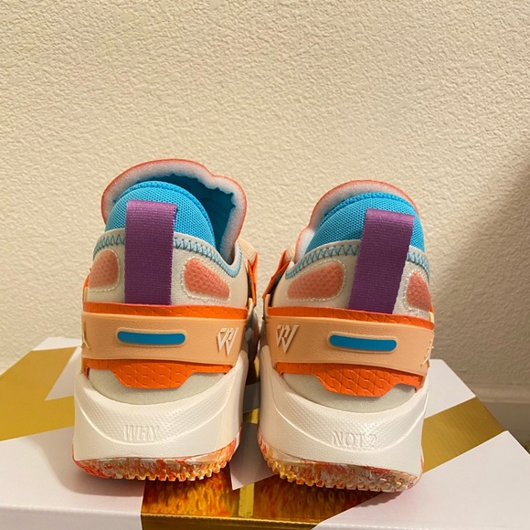 NEW Jordan Why Not Zer0.5 Basketball Shoes - Picture 3 of 8